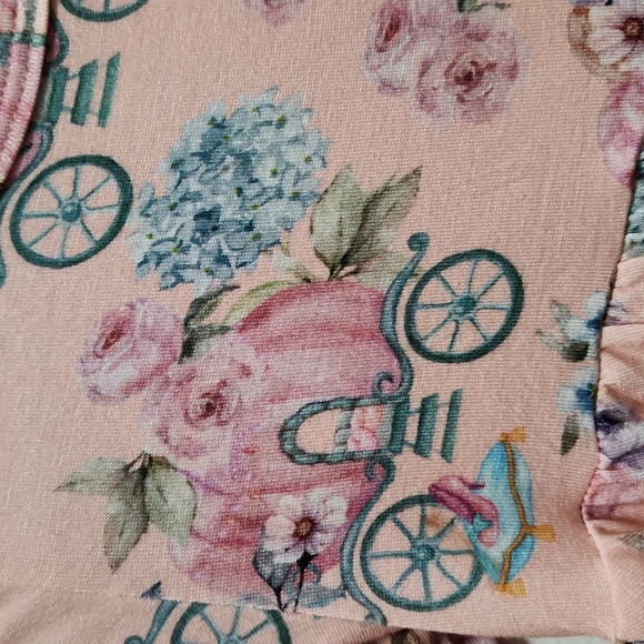 PUMPKIN CARRIAGE PEPLUM TOP - Picture 2 of 2